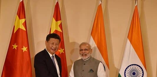 Kinas president Xi JInping (t.v.) og Indias statsminister Narendra Modi. Foto: WIkimedia Commons.