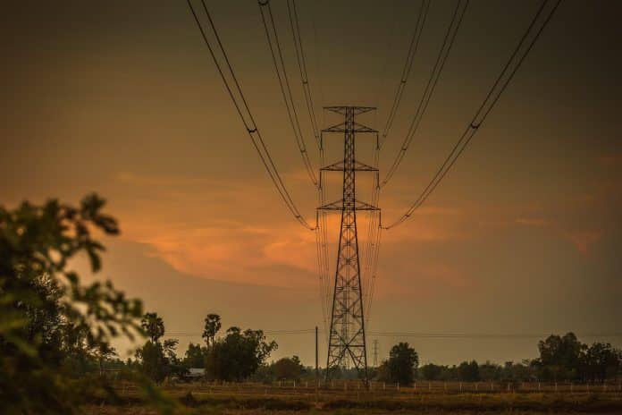 strømkabel-mast-pylon-tårn