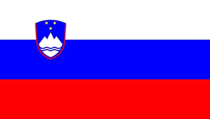 Slovenia-flagg