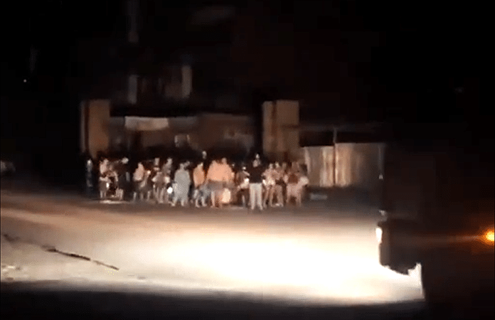 Donetsk-vannmangel-innbyggere-tankbil