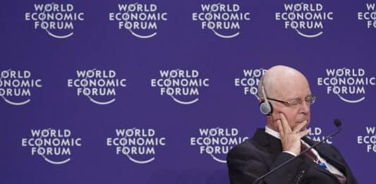 WEF-Klaus-foto