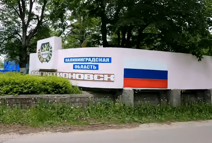 Kaliningrad-Russisk-flagg-murvegg