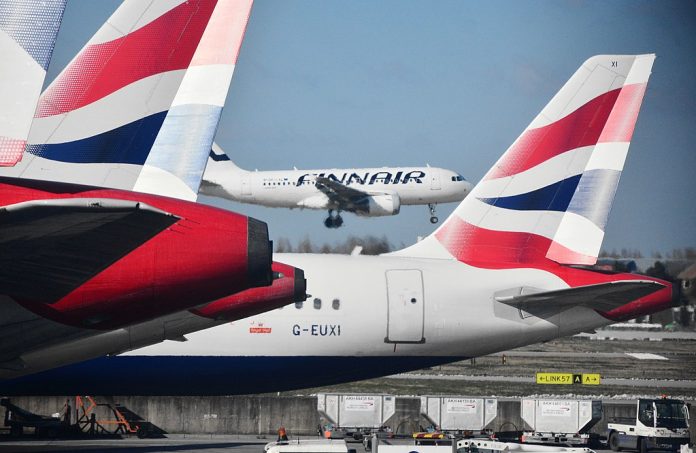 Heathrow-London-UK-flyplass-fly