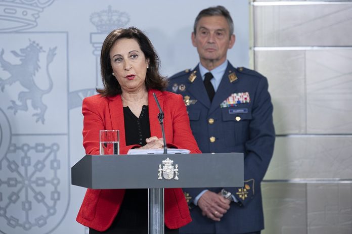 Spania-spansk-forsvarsminister-foto