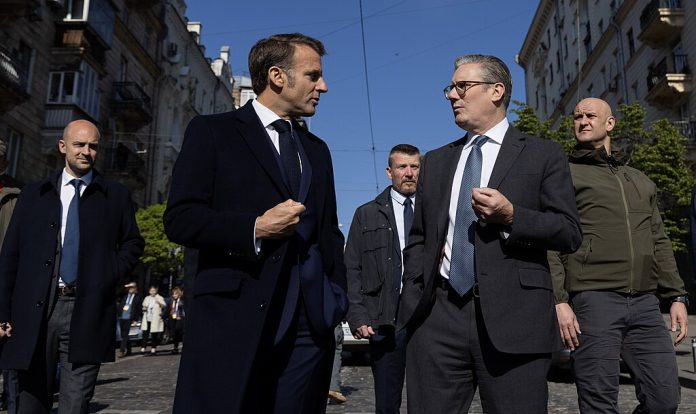 Starmer-Macron-UK-Storbritannia-Frankrike-strategi