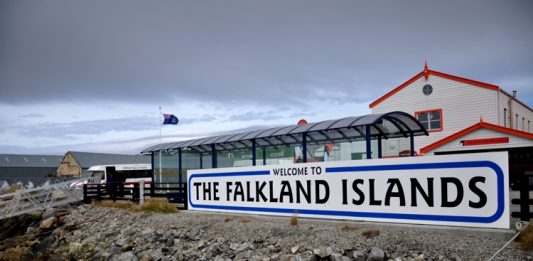 Falklandsøyene-britisk-welcome-skilt