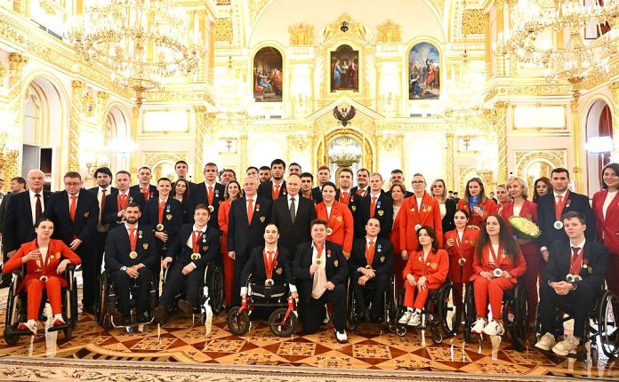 Russland-paralympiske-leker-putin