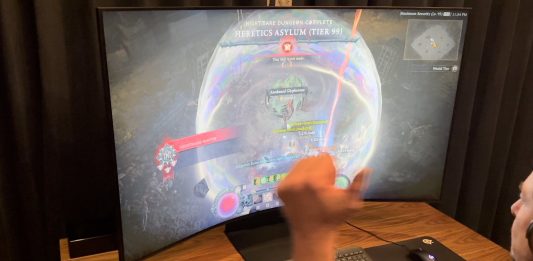 Elon-Musk-gamer-Diablo-PC