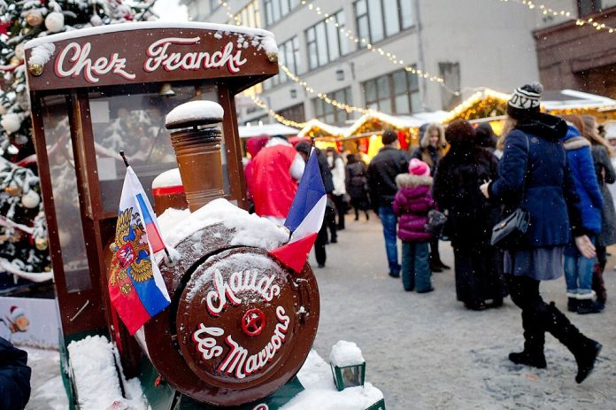Russland-Moskva-jul-julemarked