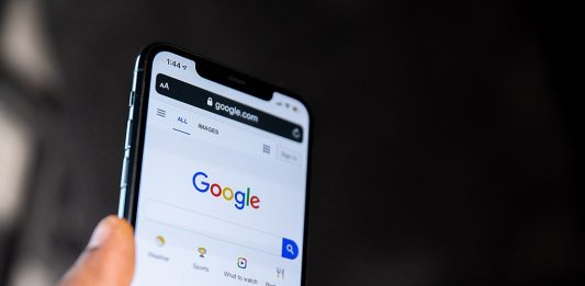 Google-mobil-app-nettleser-googling-søk-telefon