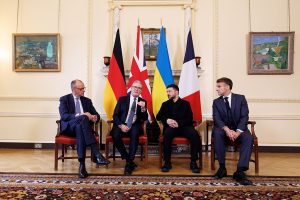 Zelenskyj-Starmer-Merz-Macron-2025-desember-sikkerhet-avtale-garanti-EU