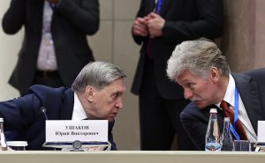 Peskov-talsmann-kreml-russisk-russland-Jurij-Usjakov