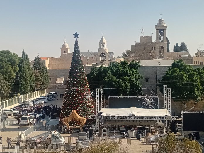 betlehem-jul-tre-juletre-fødselskirken