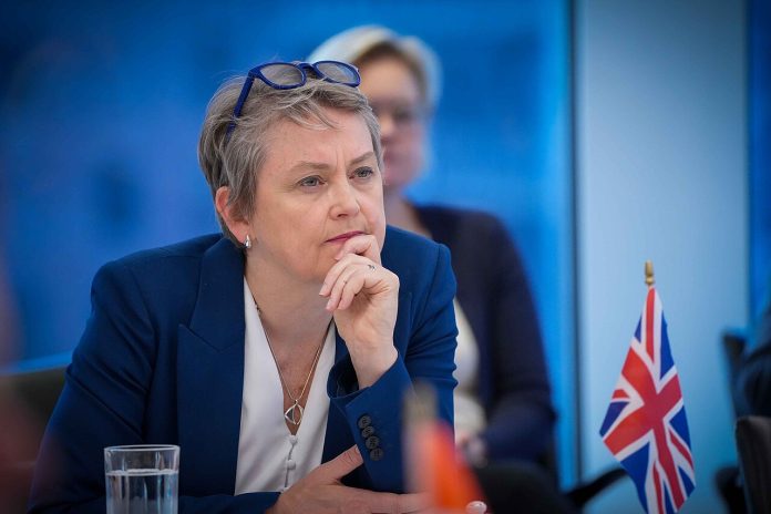 Yvette-Cooper-UK-utenriksminister