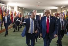 USAs utsendinger til Pakistan – håp om nye Iran-samtaler