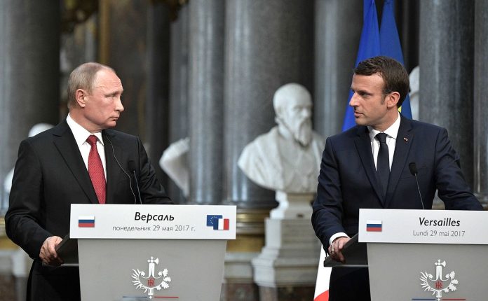 Putin-Macron-Frankrike-Russland-2017-Versailles
