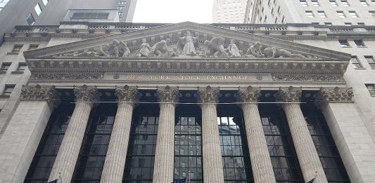 Wall-Street-NYSE-New-York-børser-børsen-USA