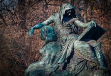 Demokratiets neste skritt: Det suverene individ i en transaksjonell verdensorden 🔒