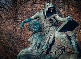 Demokratiets neste skritt: Det suverene individ i en transaksjonell verdensorden 🔒