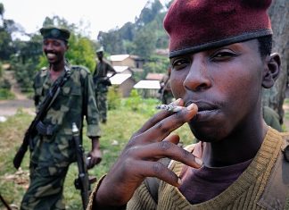 10 grusomme netter i M23-fangenskap i Kongo: – Vi måtte sove på de døde 🔒