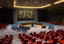 Stormaktene kjemper ikke lenger selv – de små dør for dem 🔒