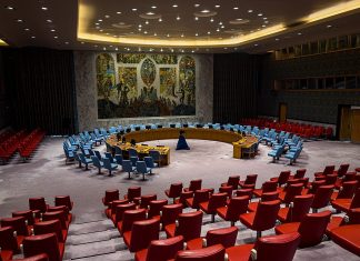 Stormaktene kjemper ikke lenger selv – de små dør for dem 🔒