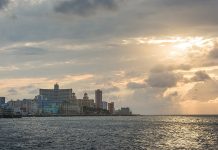 Tyrkisk strømskip gir nytt håp i kriserammet Cuba