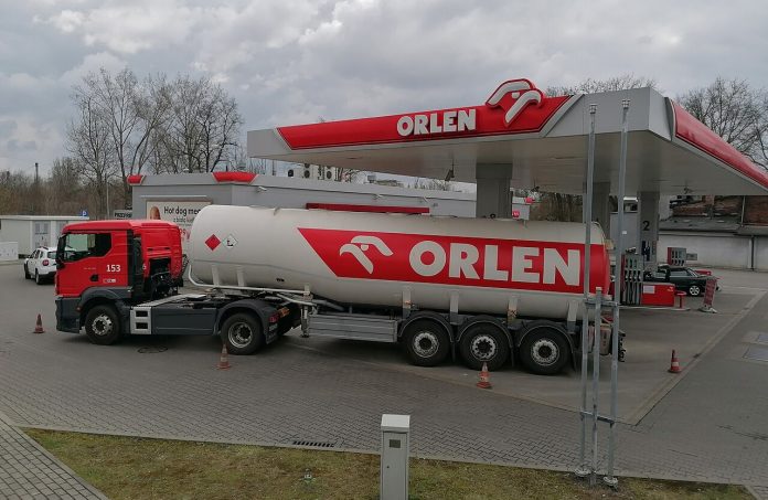 Orlen-Polen-bensin-olje