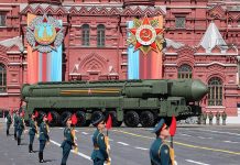 Bomben og bruksanvisningen: Dette avslører atomvåpendoktrinene til Frankrike, USA, Russland og Kina 🔒