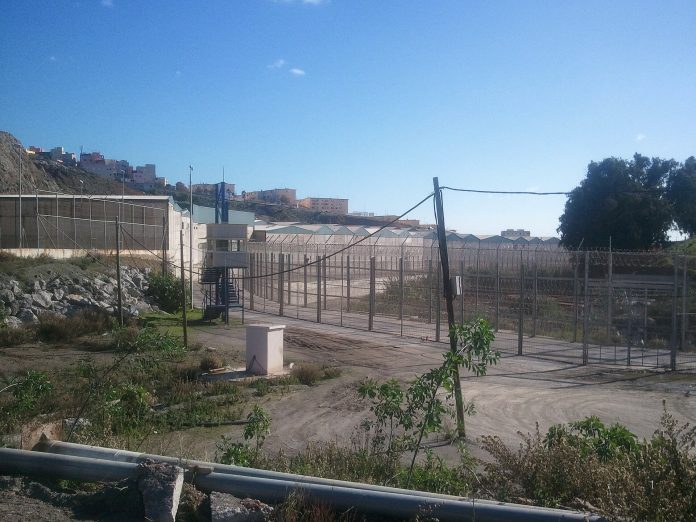 Grensegjerde ved Ceuta