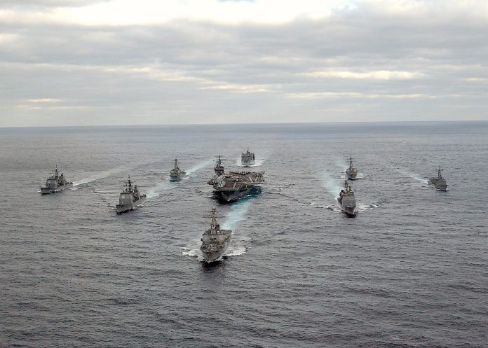 Hangarskipsstyrke med USS «George Washington»