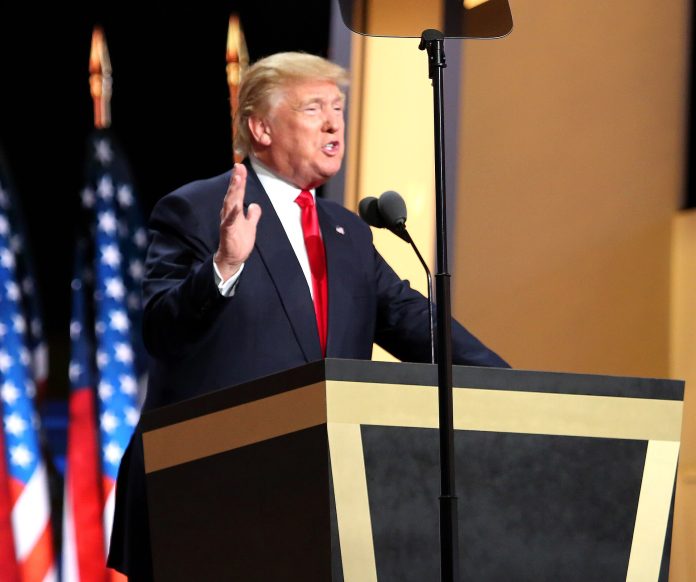 Donald Trump taler