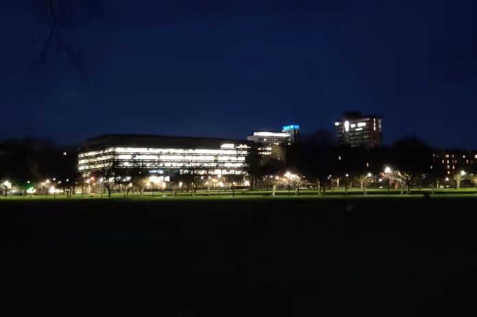 Universitetsbibliotek i Edinburgh
